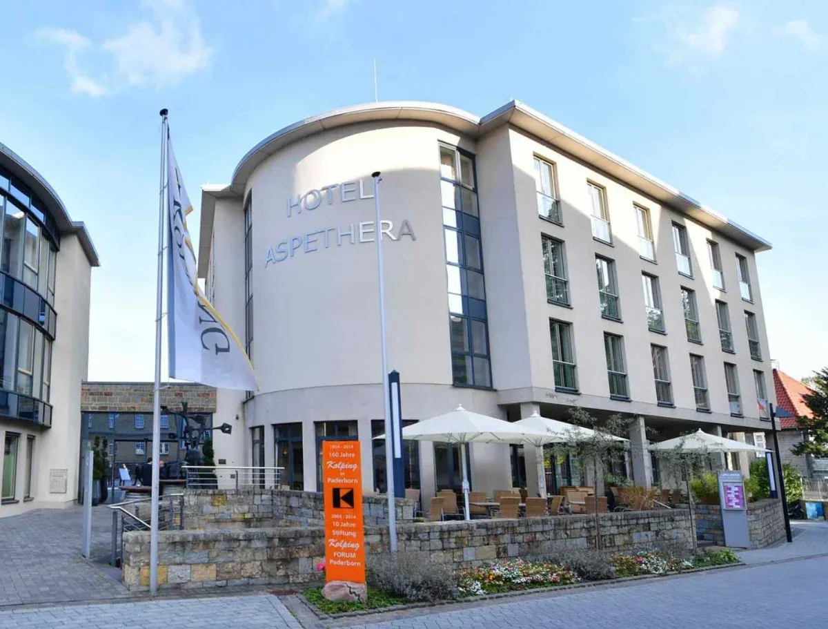 Das Hotel Aspethera in Paderborn von außen